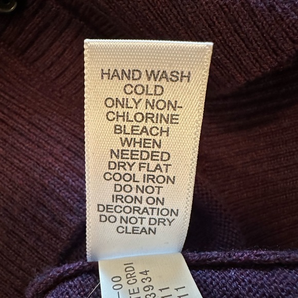 Banana Republic Cardigan - Picture 6 of 6